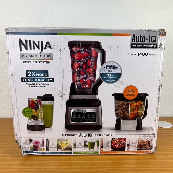 Ninja BN801 Professional Plus Kitchen System, 5
Functions for Smoothies & More - Picture 2 of 7